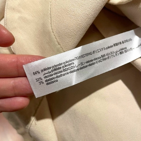 Oversized Shacket With Large Patch Pockets 🤍 - Picture 10 of 13